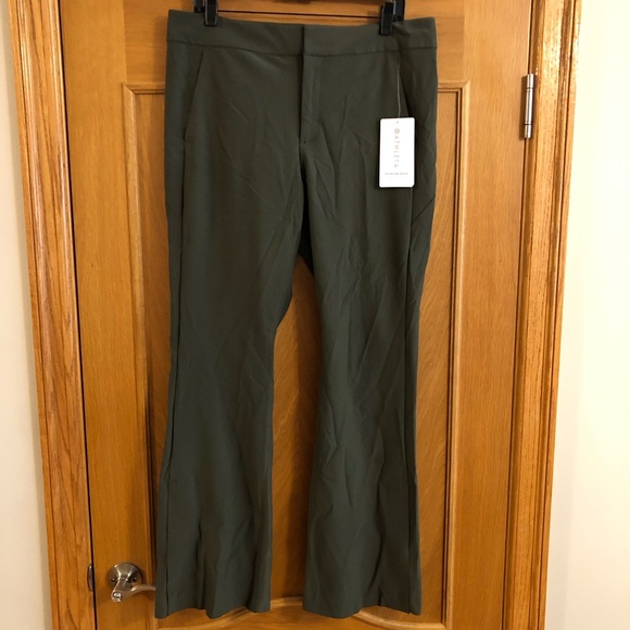NWT Athleta Stellar Flare Trouser Size 16 - Picture 4 of 13